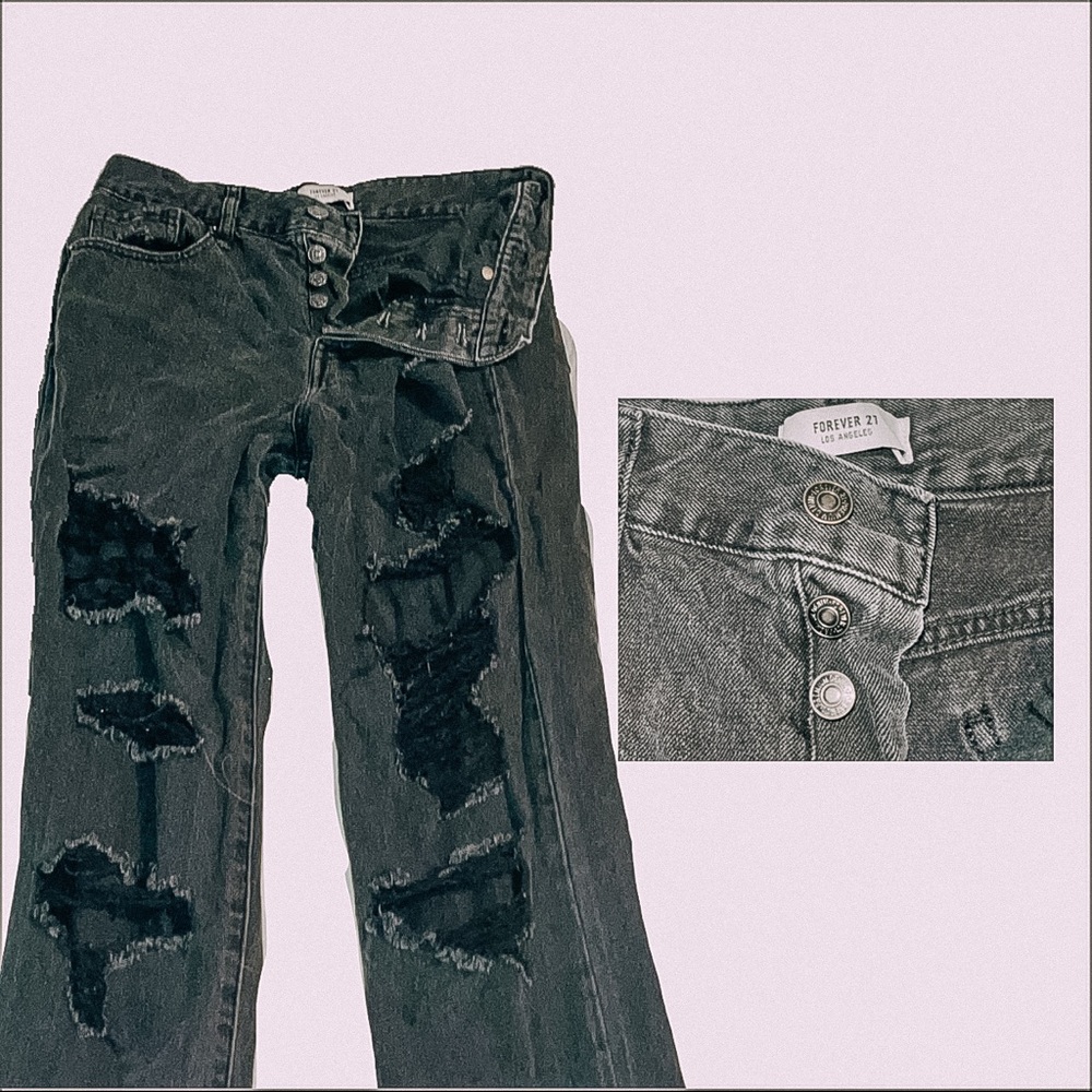FOREVER 21 Distressed Denim Jeans
